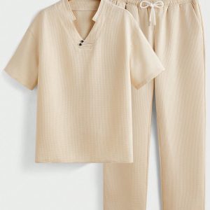 Manfinity KASUA Men??s Summer Solid Color Notched V-Neck Short Sleeve Shirt And Pants Casual Loose Outfit