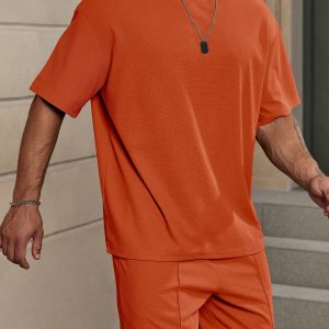 Manfinity KASUA Loose Fit Men Solid Drop Shoulder T-Shirt & Shorts Set