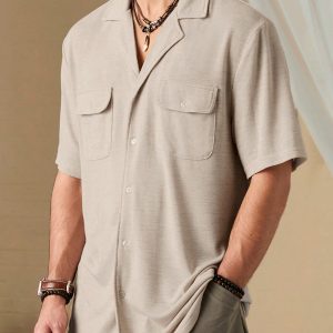 Manfinity KASUA Men Summer Solid Color Patch Collar Workwear Pocket Short Sleeve Casual Shirt
