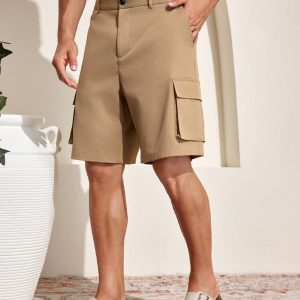 Manfinity KASUA Men??s Solid Color Simple Daily Pocket Shorts